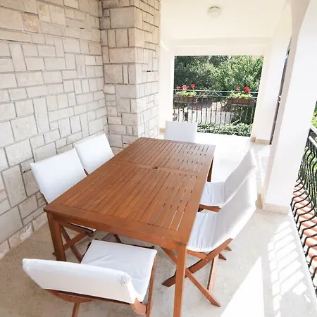 Alojamento de Acomodação e Pequeno-almoço Pavic Valbandon Fažana