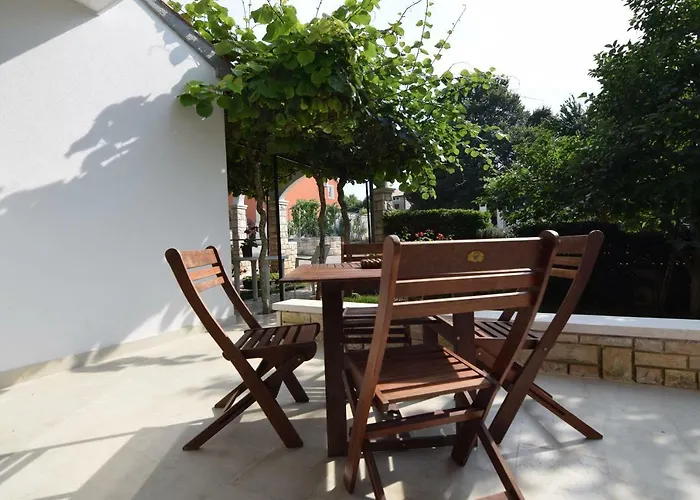Pavic Valbandon Bed & Breakfast