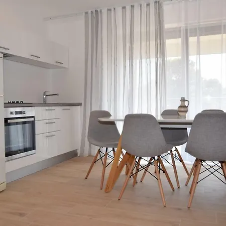 Pavic Valbandon Bed and breakfast